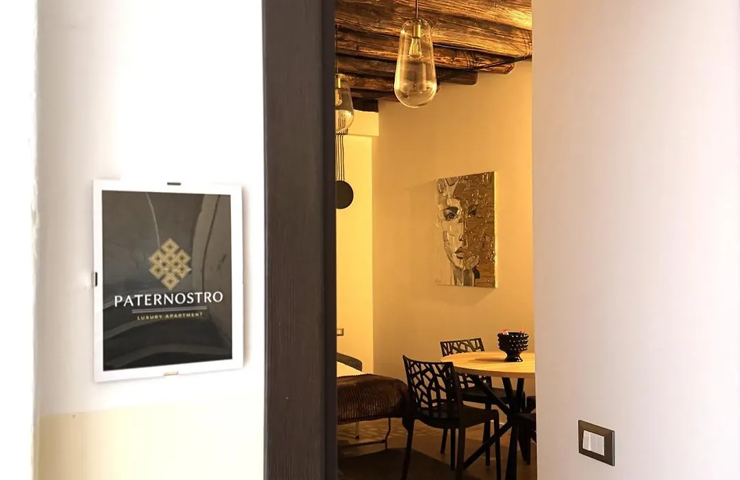 Paternostro Luxury Apartment-1